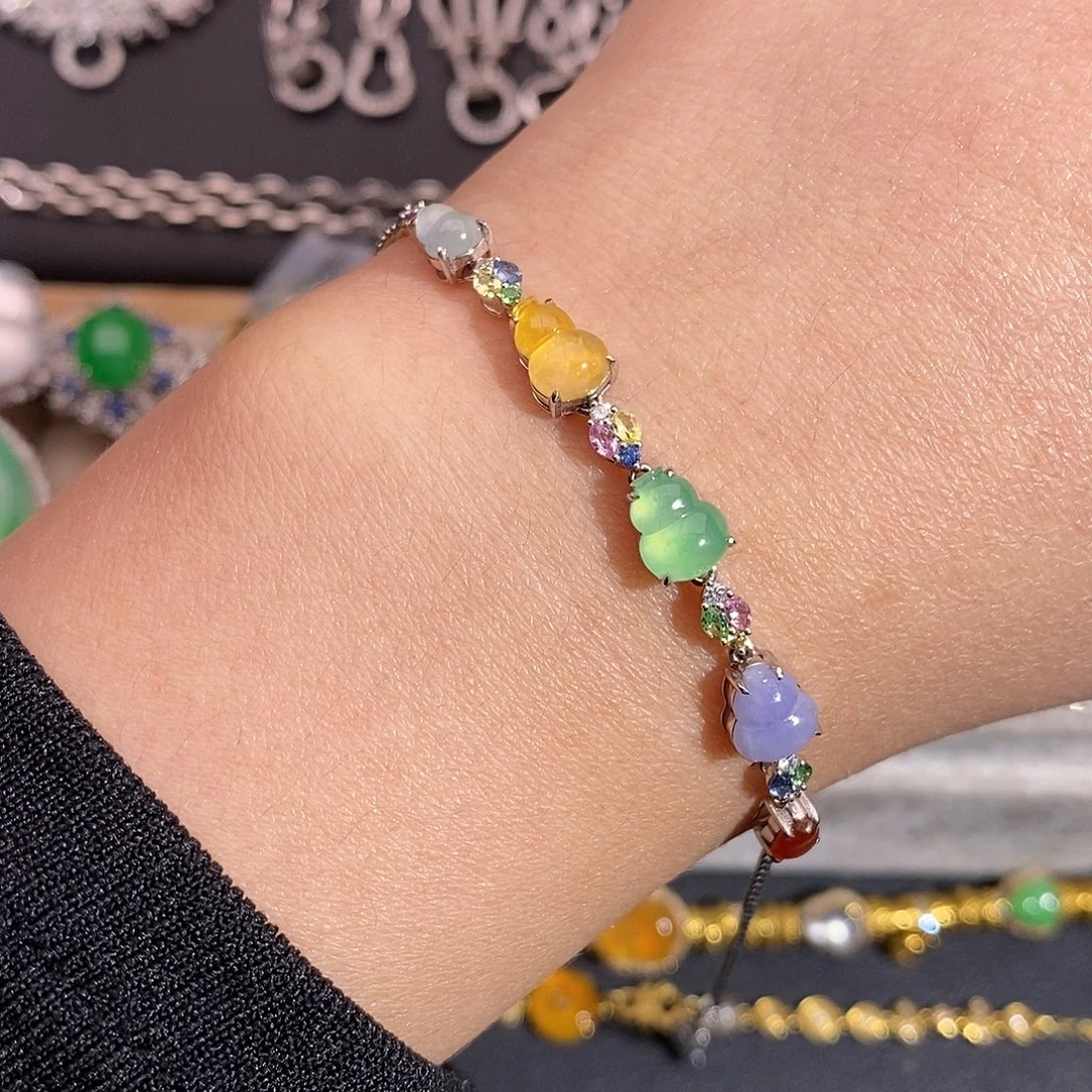 翡翠18K金镶嵌戒指