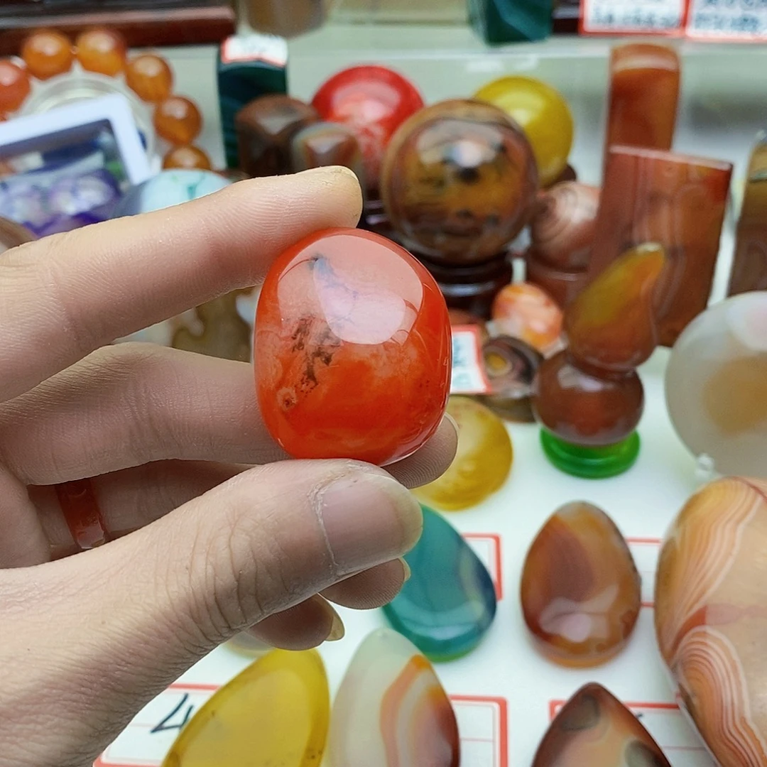 玛瑙/玉髓未镶嵌珠宝奇石