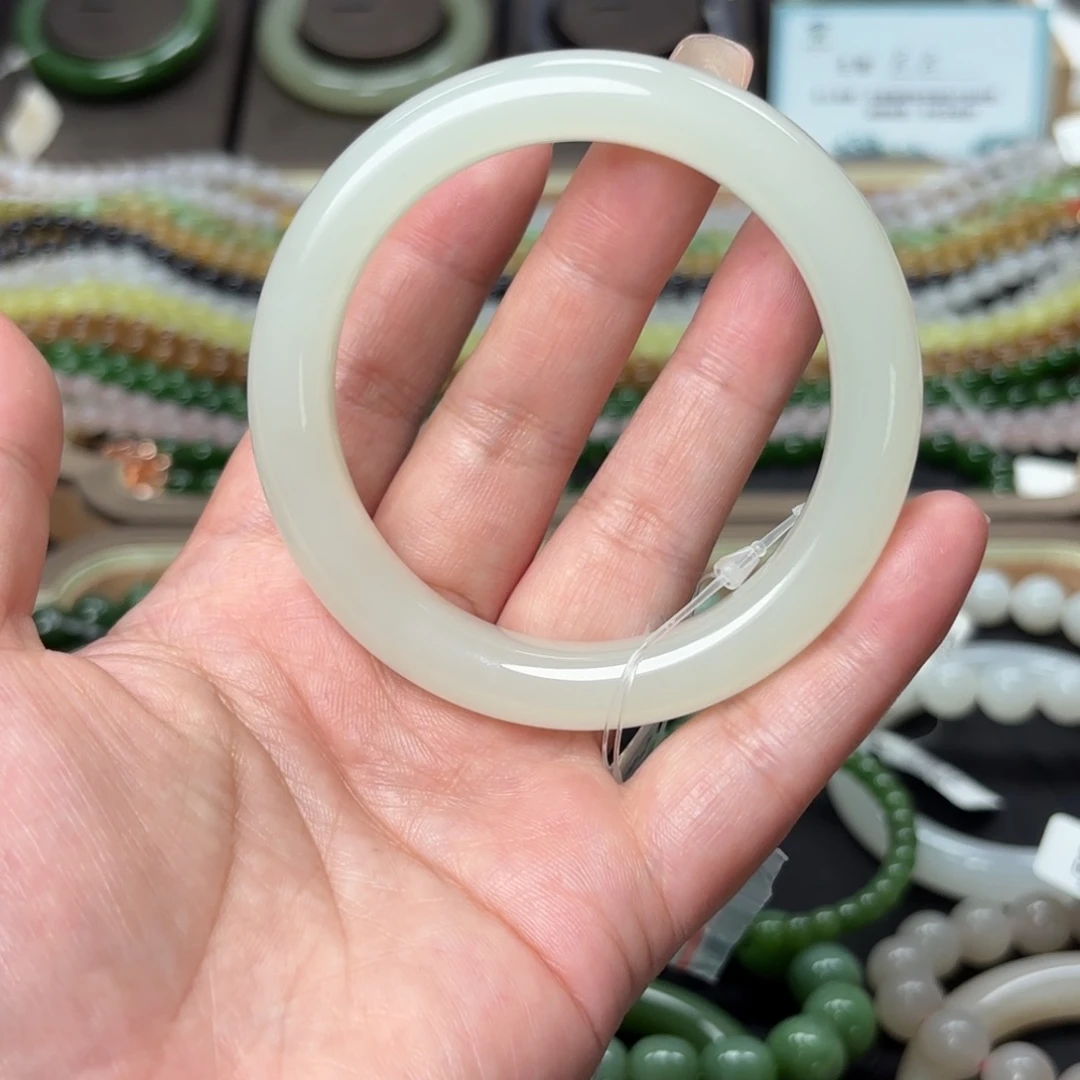 未镶嵌手镯和田玉56.2