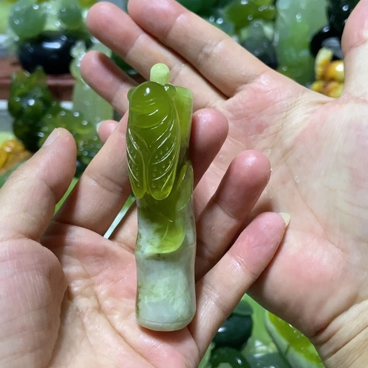 【闪购商品】蛇纹石玉未镶嵌把件