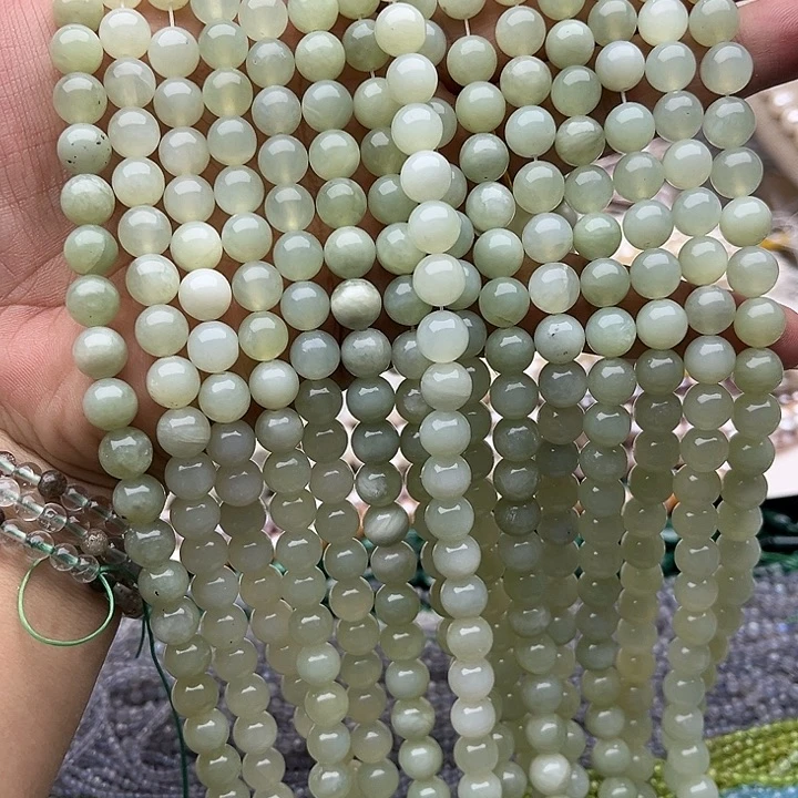 未镶嵌玛瑙/玉髓珠宝半成品一条8mm左右岫玉