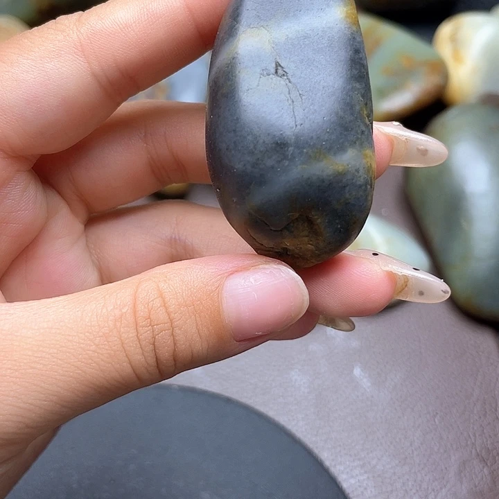 颈饰未镶嵌和田玉9