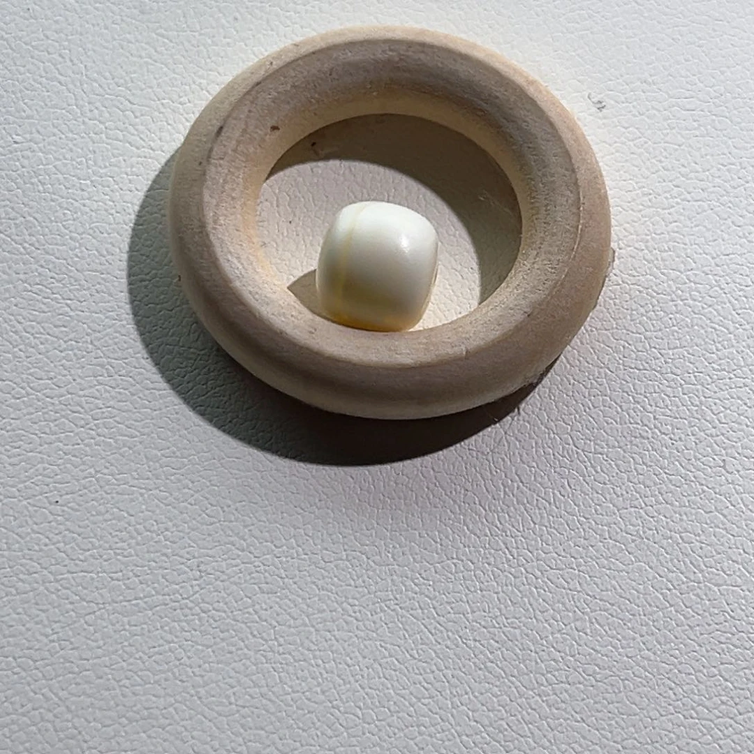 蜜蜡裸石未镶嵌暮**贝老邢