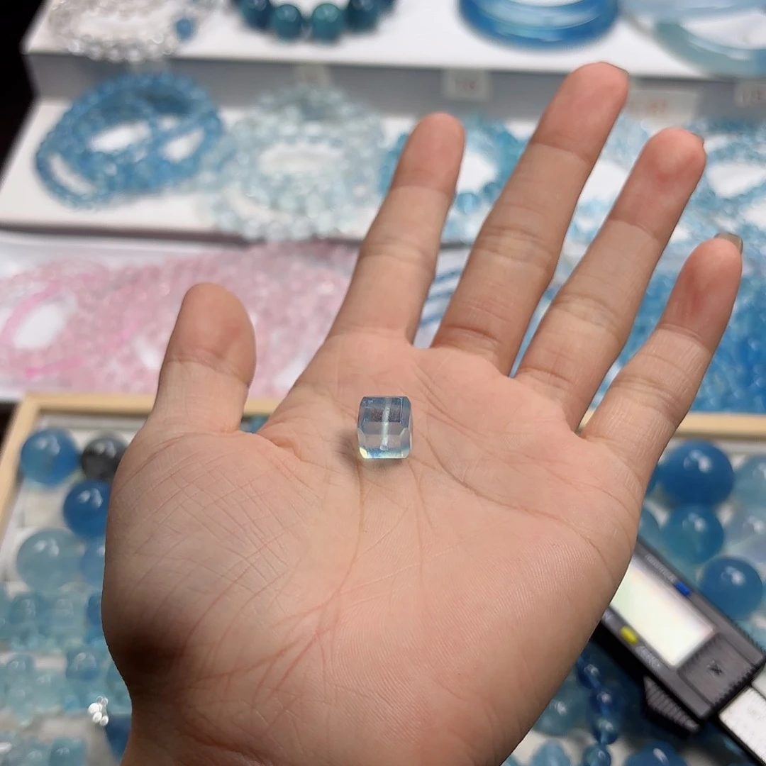 水晶手链未镶嵌海蓝宝方糖