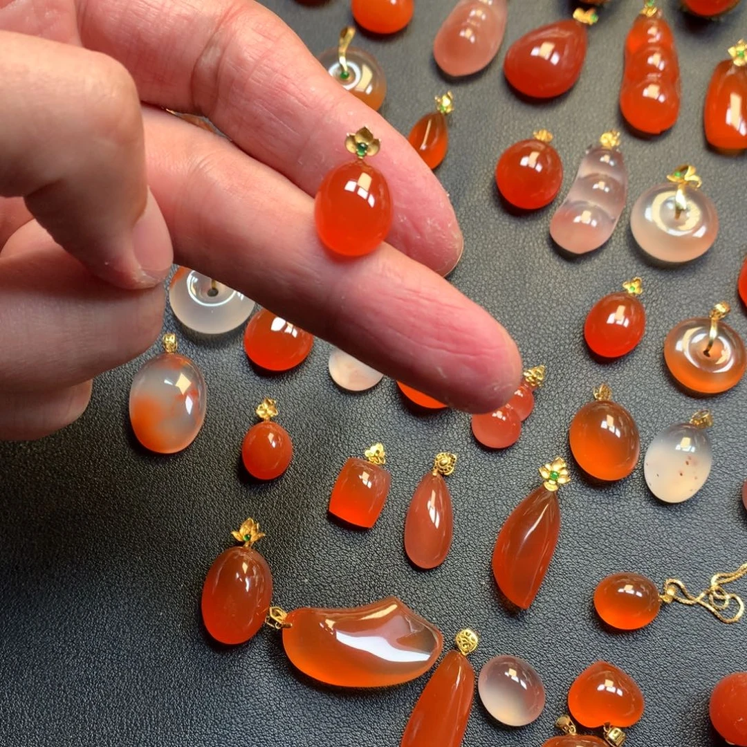 南红玛瑙未镶嵌项链