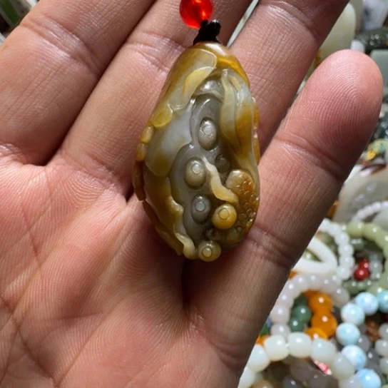 和田玉（子料）未镶嵌颈饰