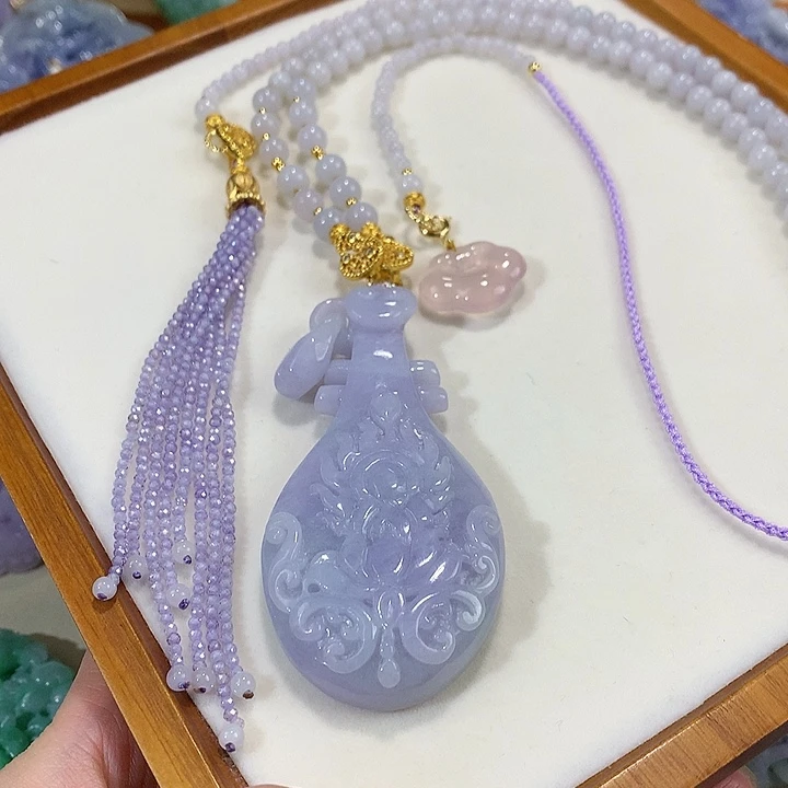 翡翠未镶嵌颈饰翡翠吊坠