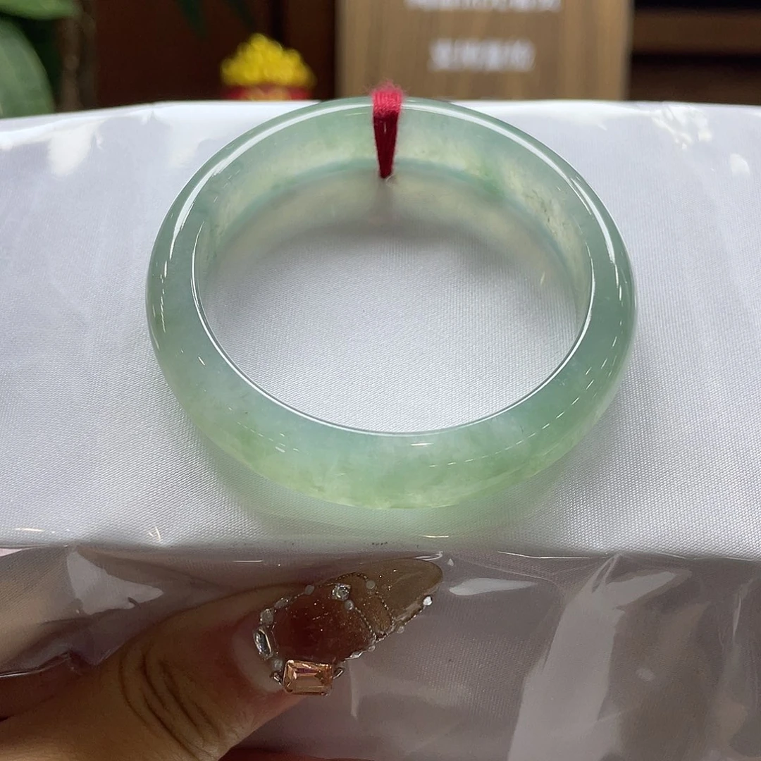 翡翠未镶嵌手镯6号