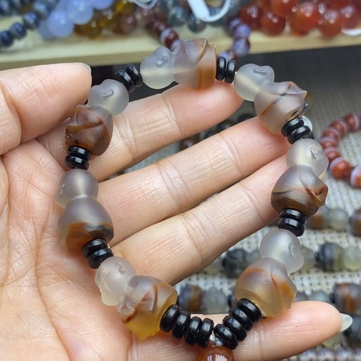 ****尼玛瑙/玉髓未镶嵌手链