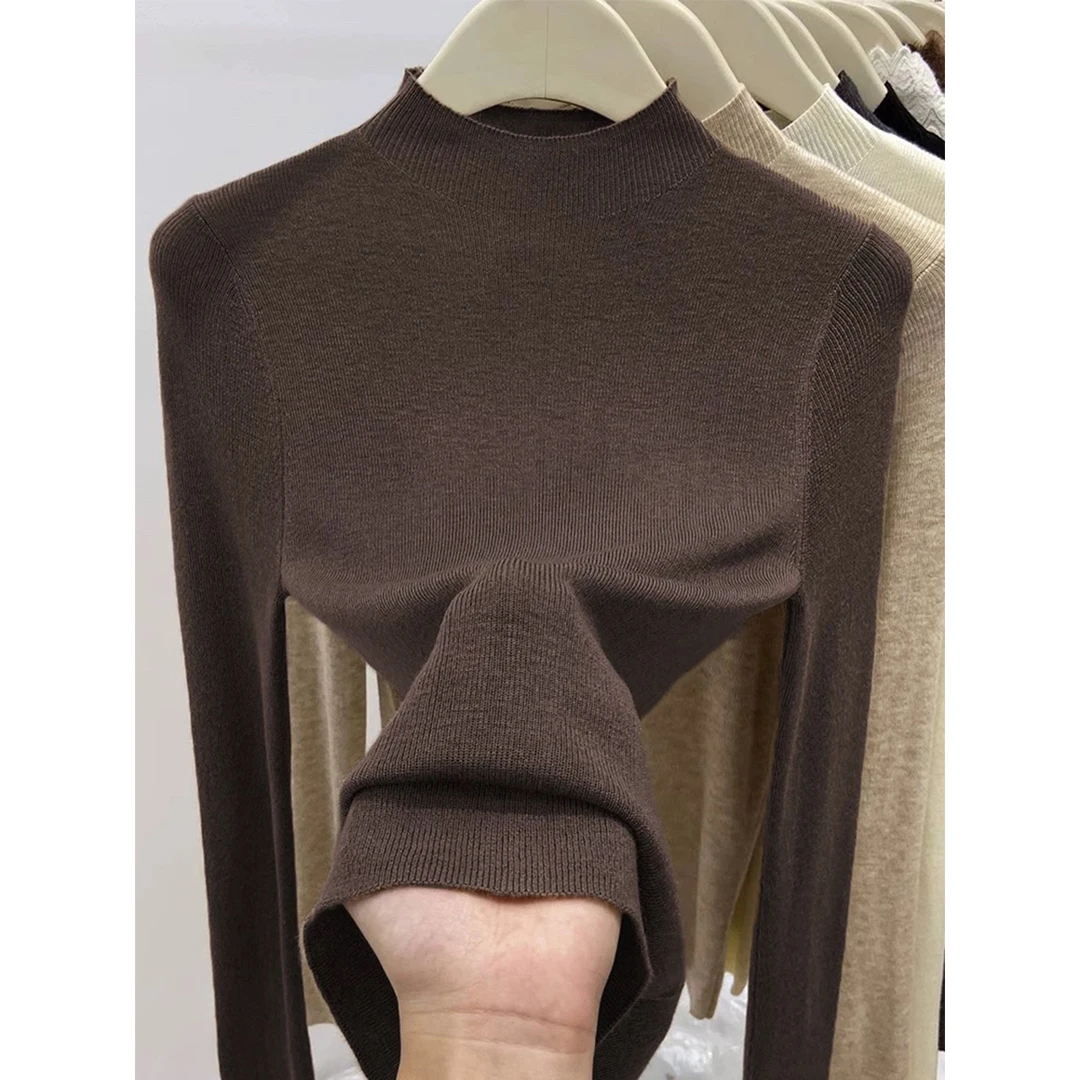 2025冬季新款深棕色半高领毛衣内搭打底上衣修身显瘦长袖针织衫女