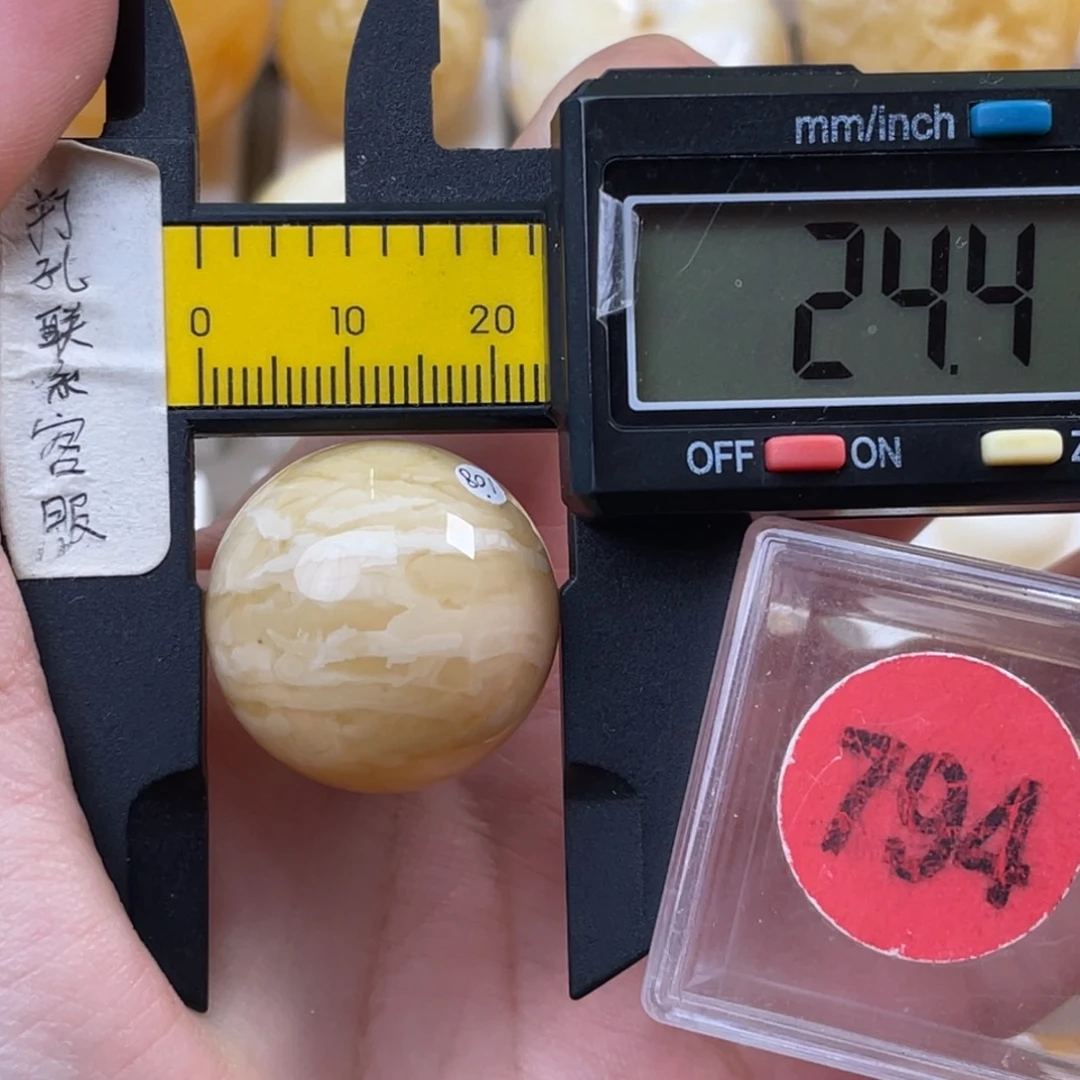 蜜蜡未镶嵌珠宝奇石微瑕