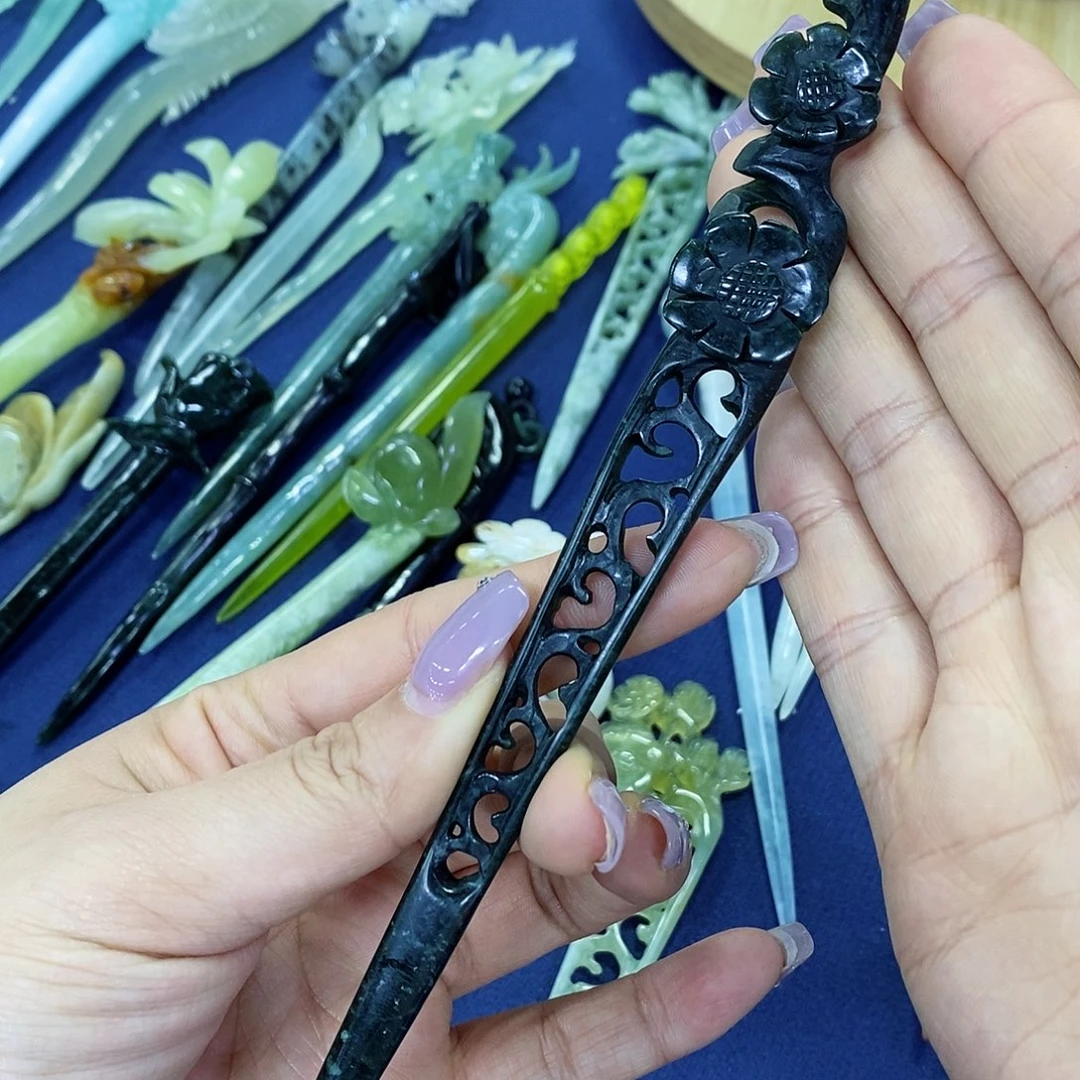 蛇纹石玉发簪未镶嵌