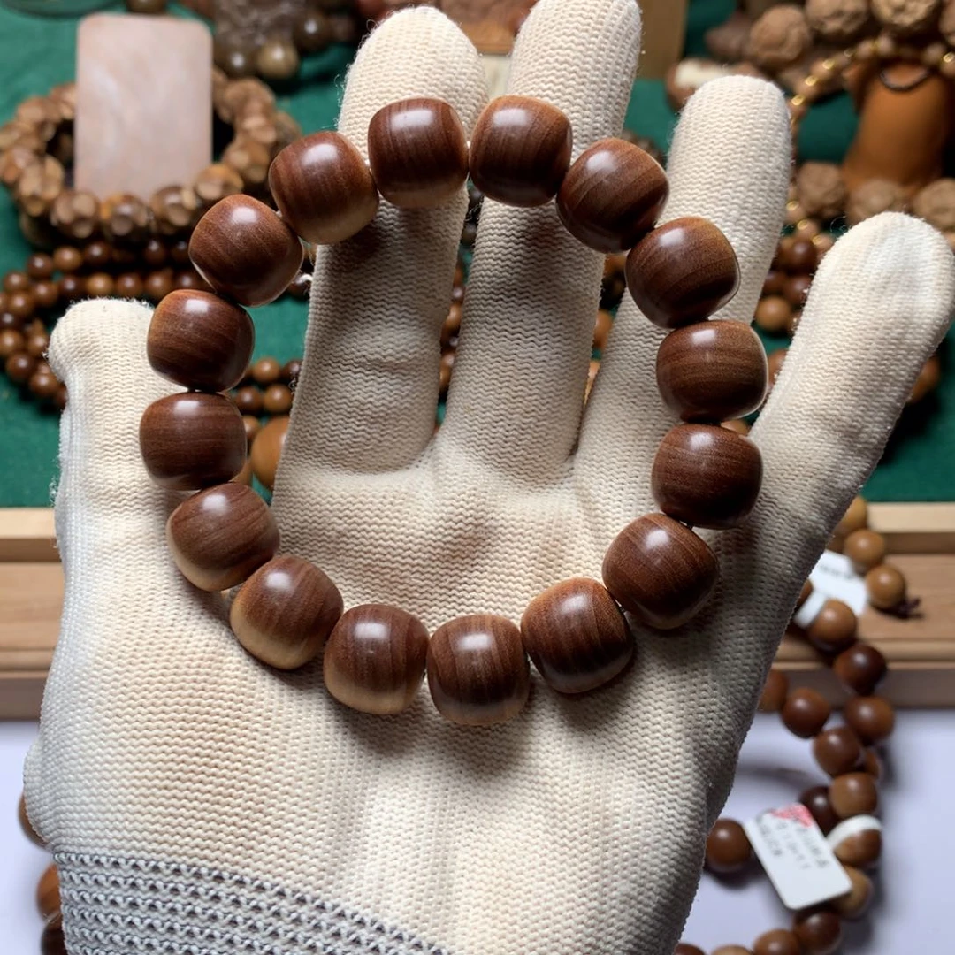 檀香木无事牌老山檀香1.3*1.4虎皮黑肉