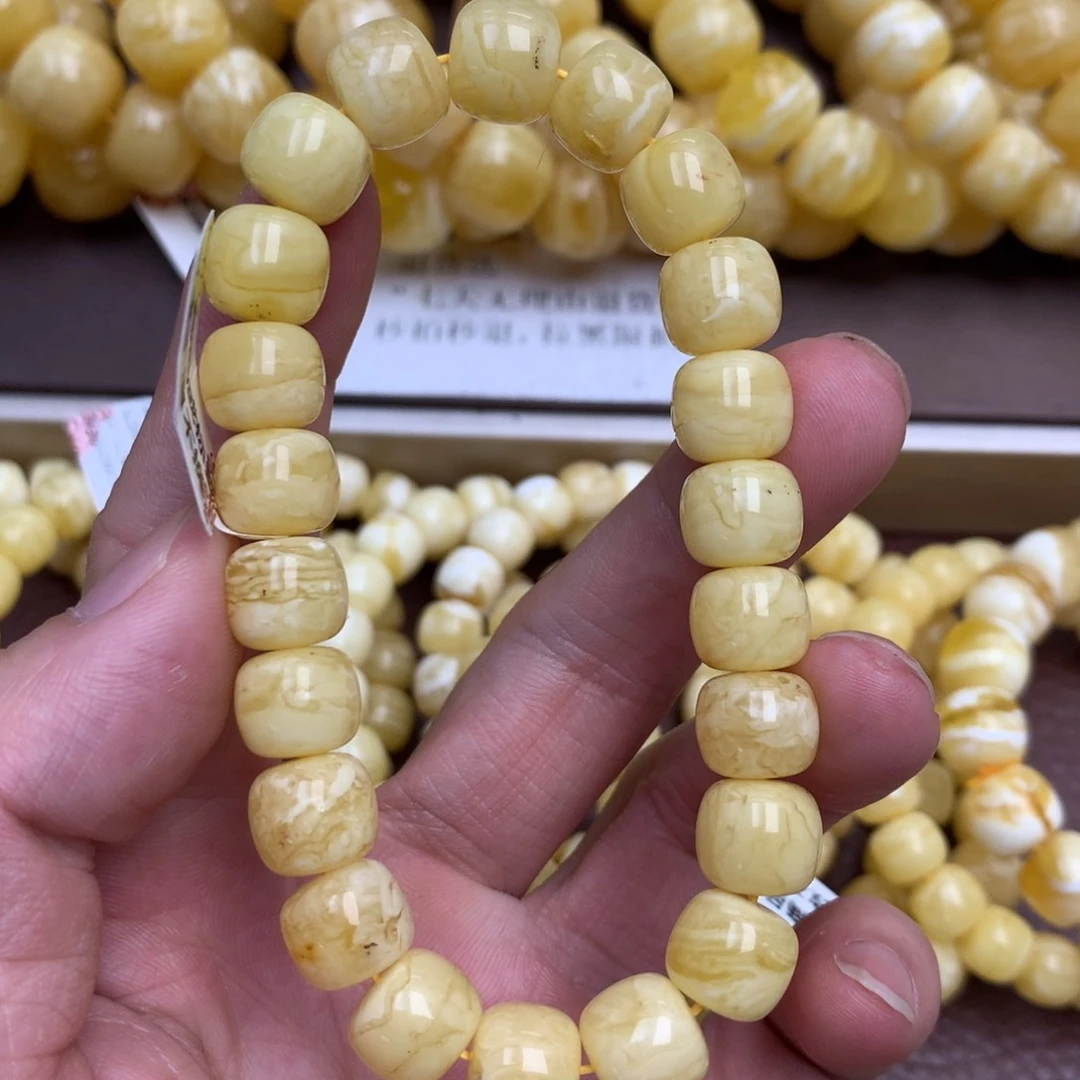 琥珀未镶嵌珠宝奇石23