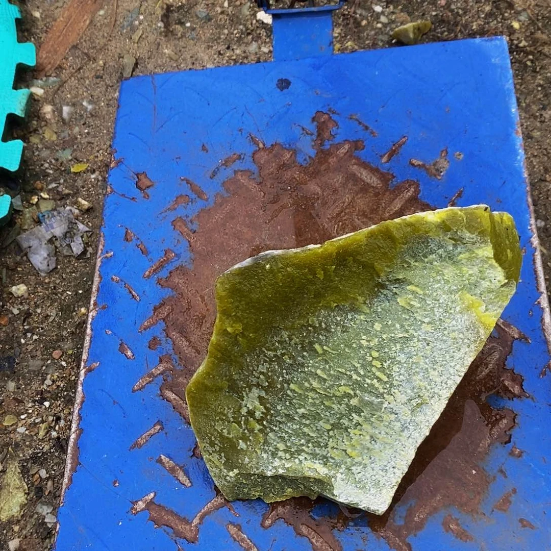 未镶嵌岫玉珠宝奇石朝**程