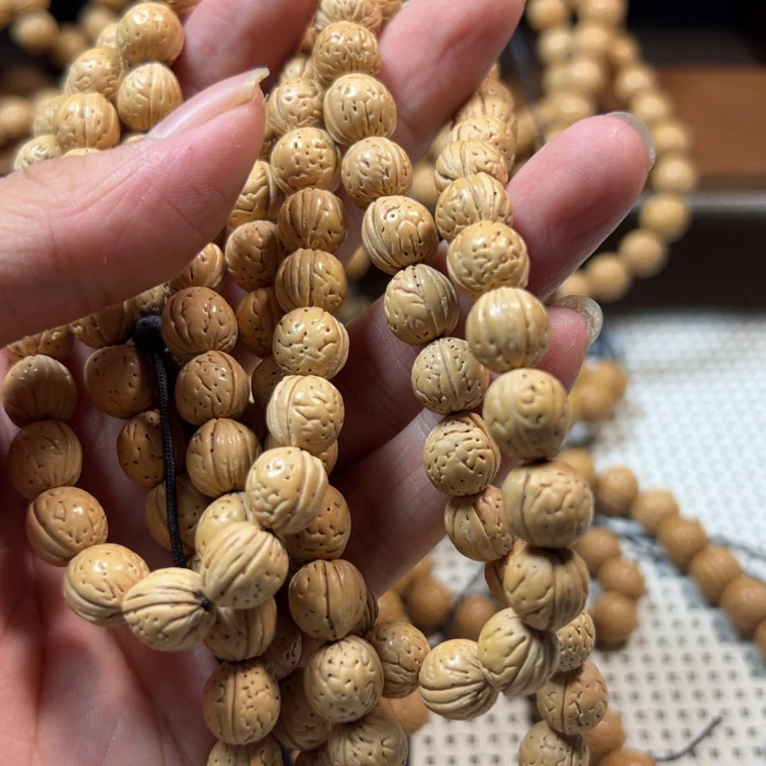 野***外精品桃核野生脖挂