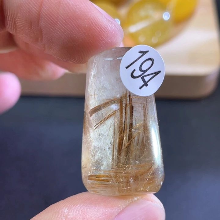 未镶嵌颈饰水晶白***