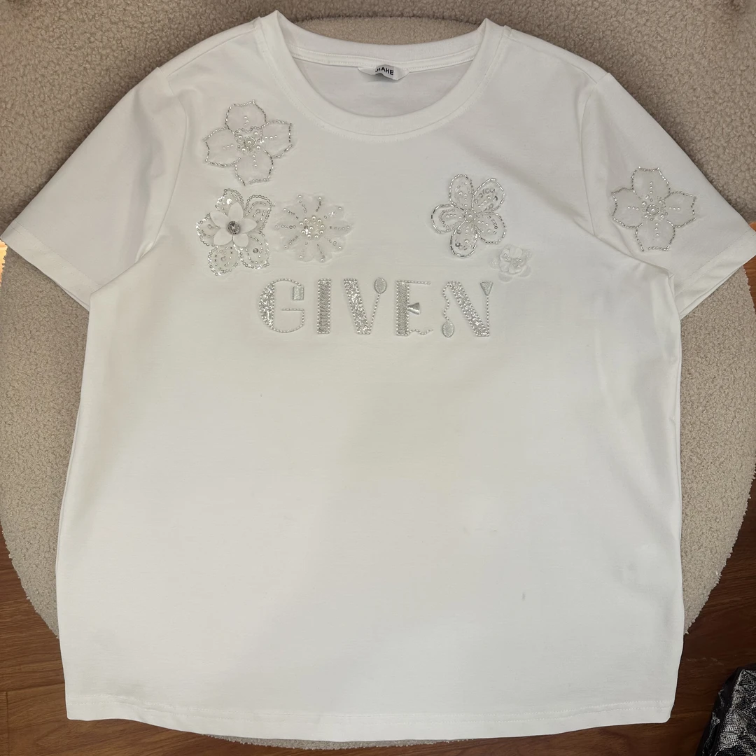 【珈禾直播】1‘’gvien‘’深圳南油轻奢立体绣花重工原创设计短袖