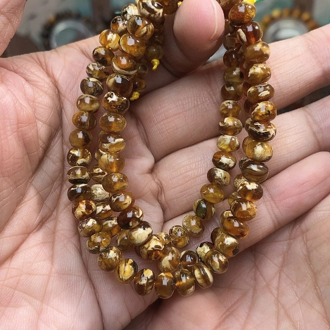 琥珀未镶嵌手链6溶洞