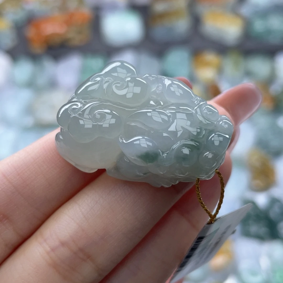 颈饰未镶嵌翡翠貔貅