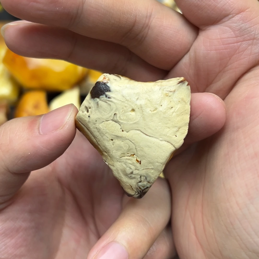 定制琥珀未镶嵌木**西蜜蜡