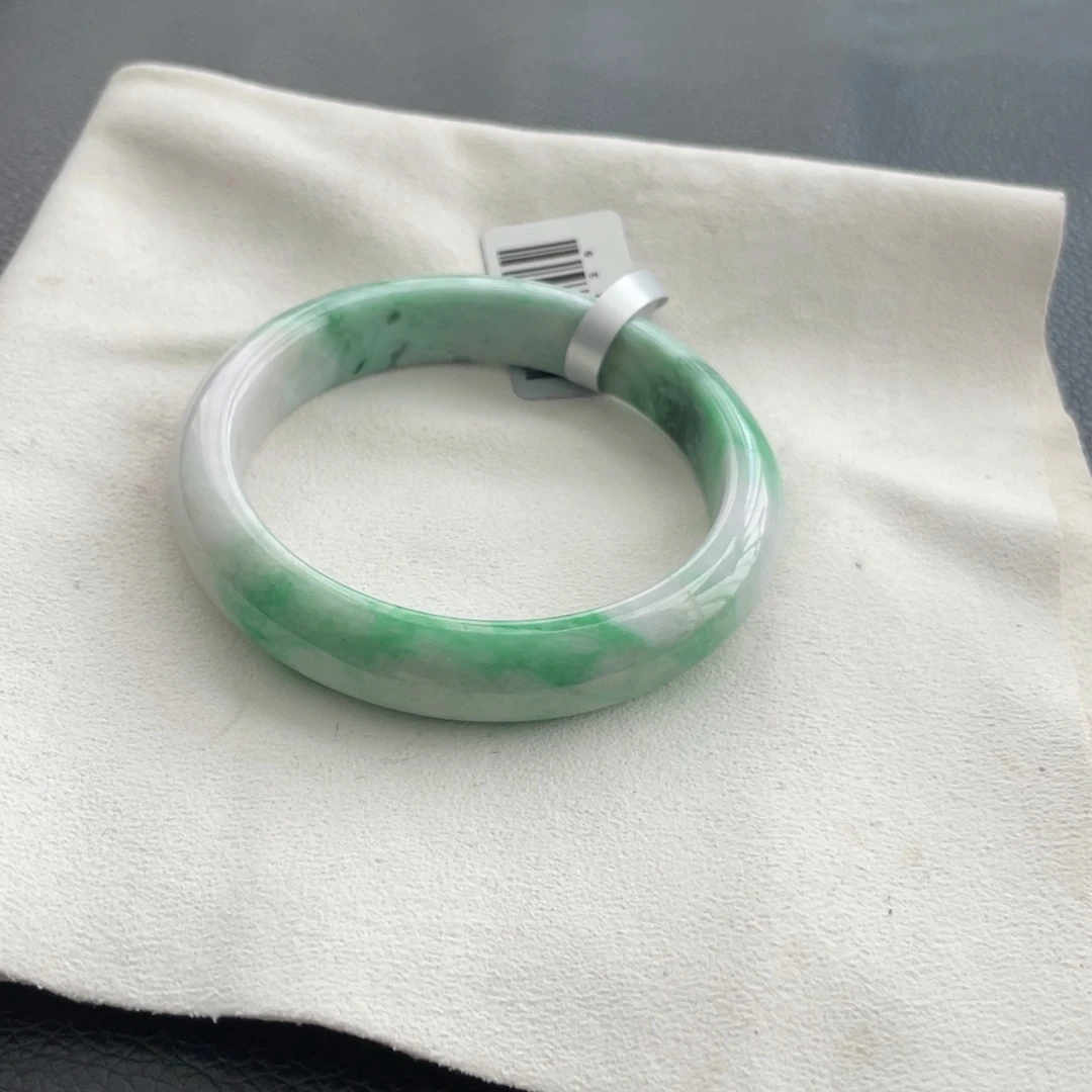 翡翠未镶嵌手镯纹57