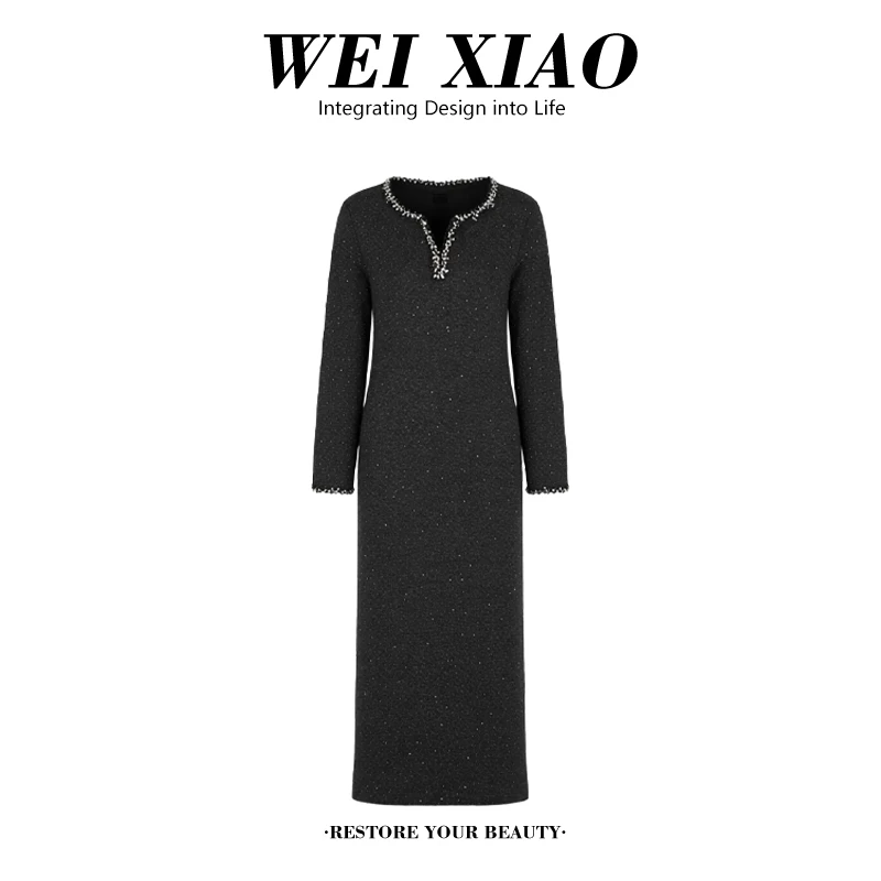 2025秋冬新款轻熟优雅风V领连衣裙女宽松显瘦百搭中长款黑灰色裙