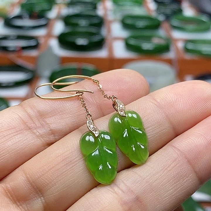 和田玉（碧玉）18K金镶嵌耳饰