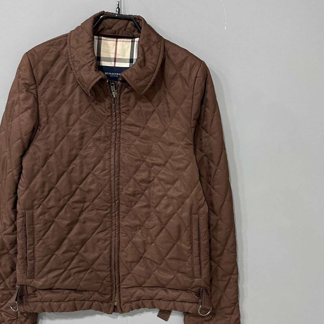 99新 BURBERRY/博柏利 棕色菱格纹外套/xs码/16277