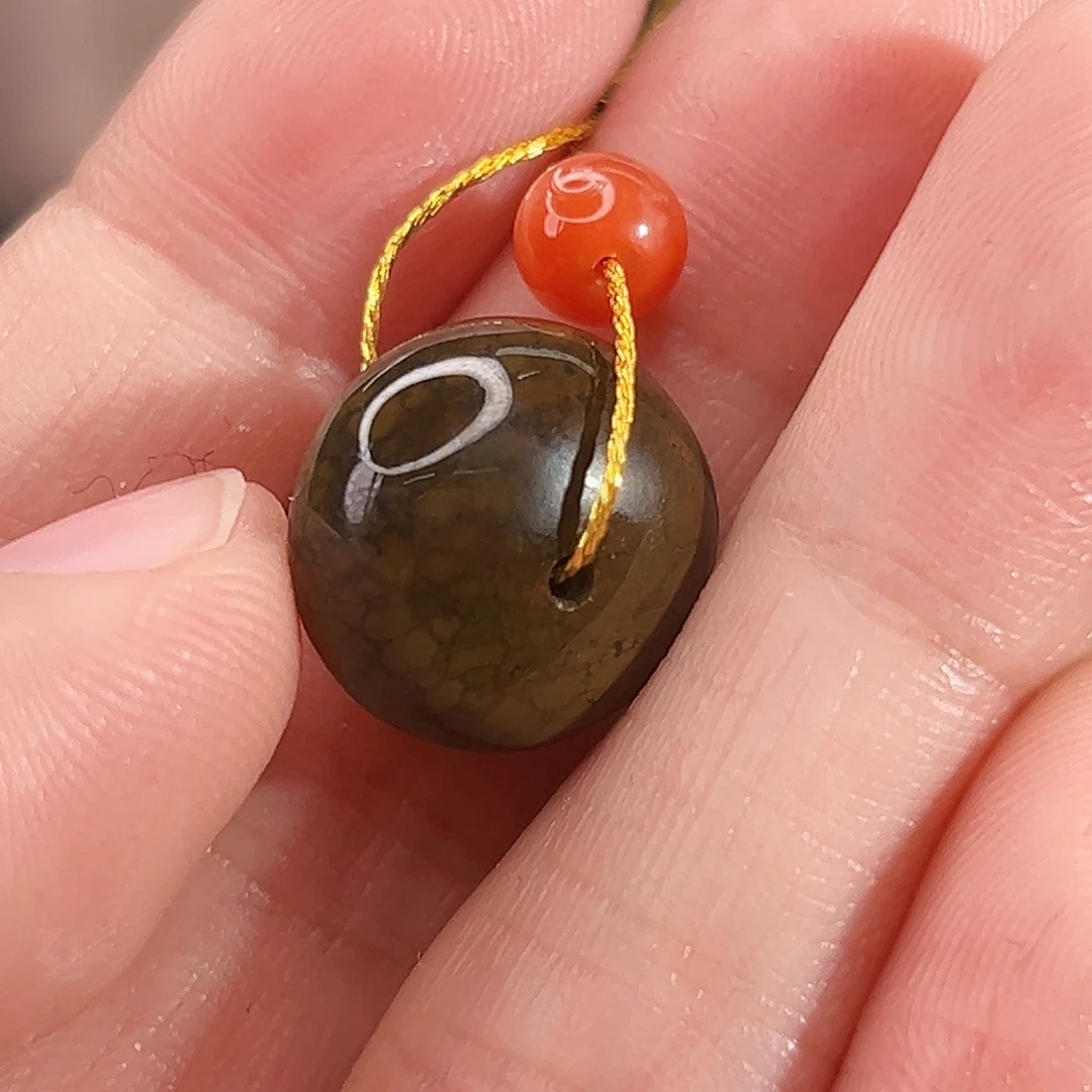 南红玛瑙未镶嵌珠宝奇石