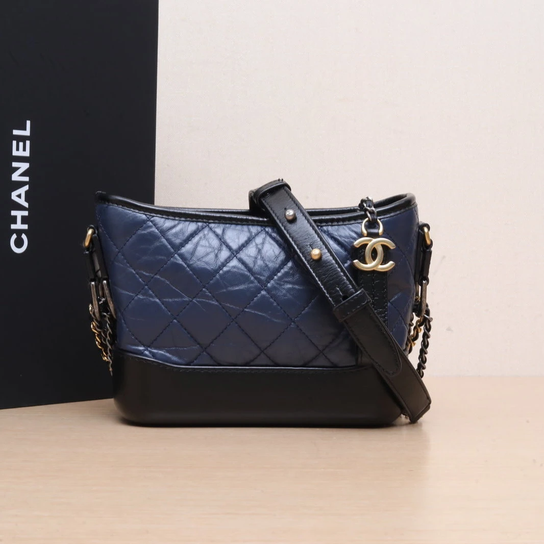 95新 Chanel/香奈儿 【娇】流浪包 20拼色 皮革C27开金银扣195972