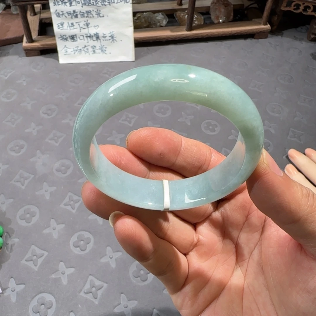 未镶嵌手镯翡翠54圈口