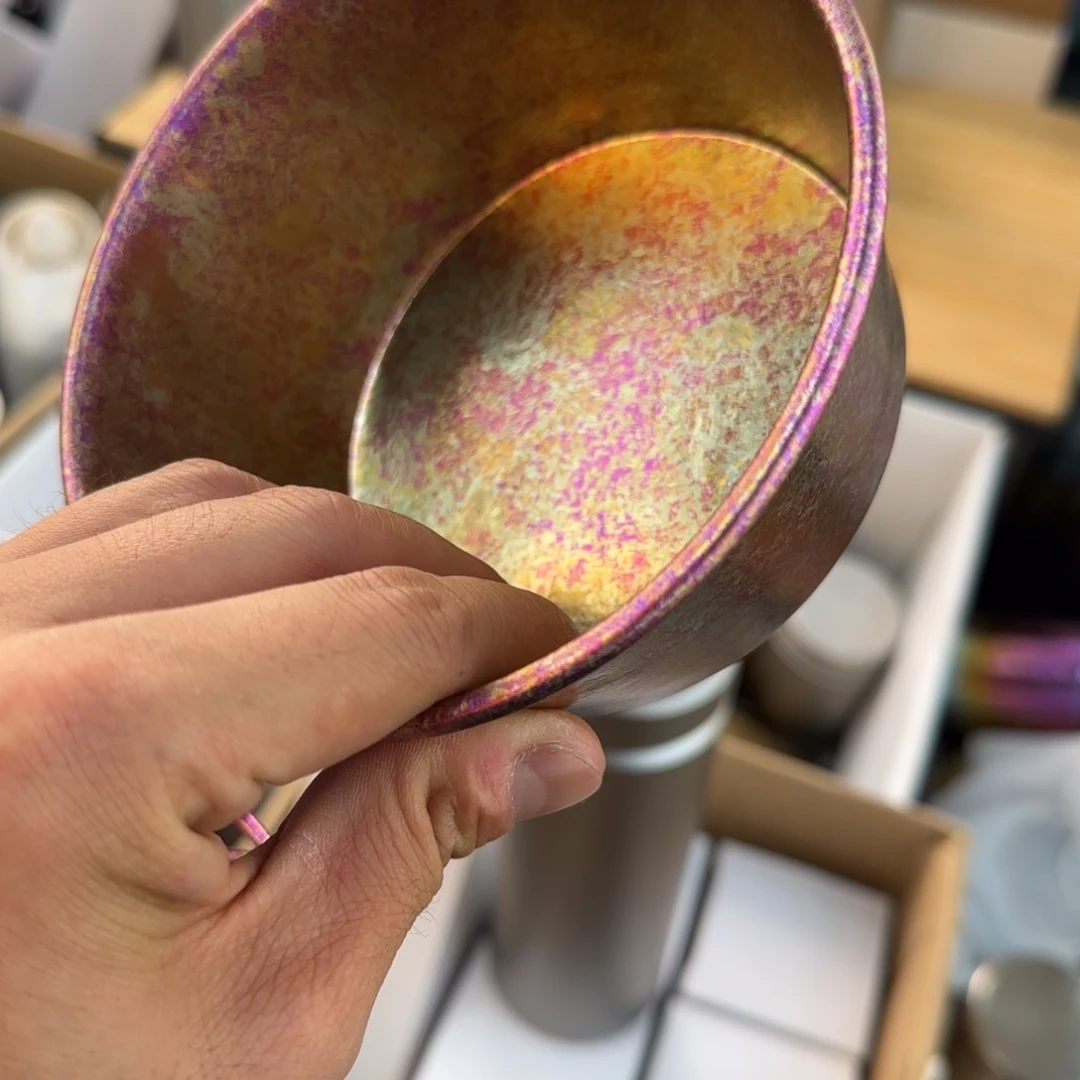 金属一个粉色大雪拉微瑕