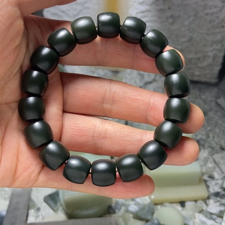未镶嵌手串和田玉