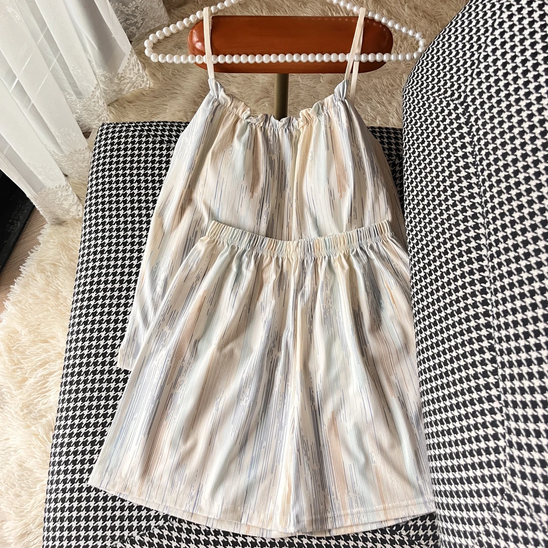 条纹夏季薄款吊带睡衣套装女士款爆款2025新款带胸垫外出可家居服