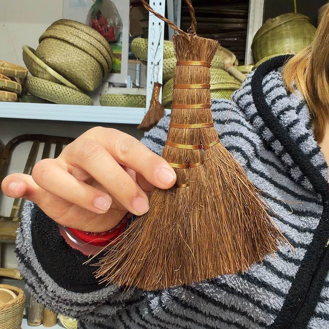 手工大号扫把手工