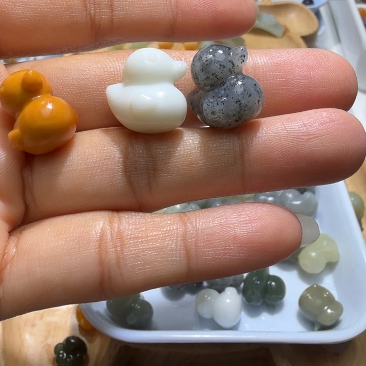 童***C未镶嵌和田玉珠宝半成品
