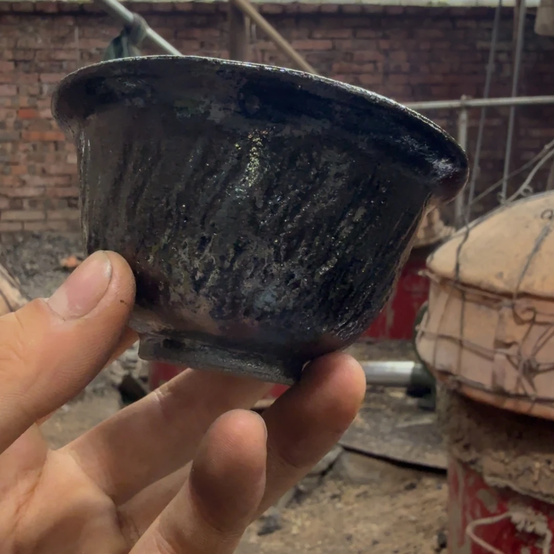 伊***依全手工制作精品元宝杯