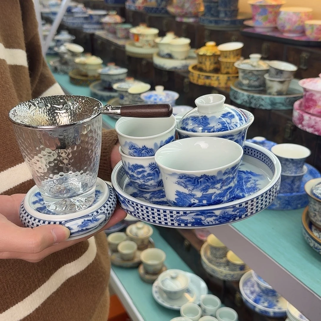 祝我们成为的更好的人