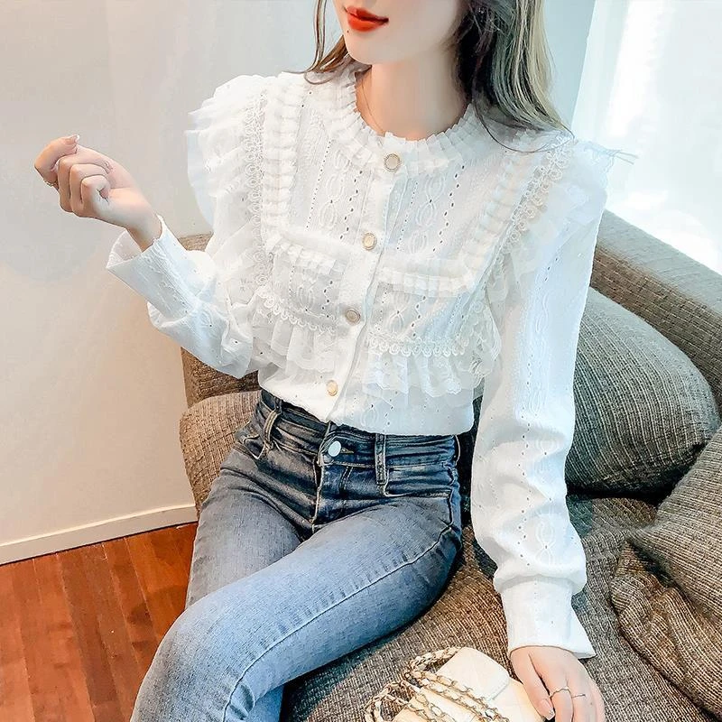 【当天发+运费险】韩版气质蕾丝花边圆领衬衫时尚镂空洋气衬衫LG357