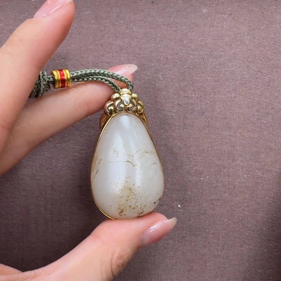 未镶嵌和田玉挂件