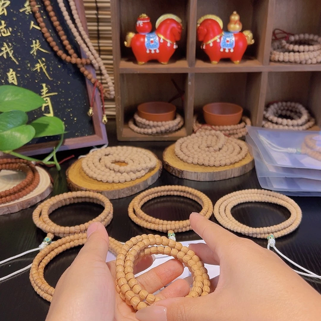 轻***鲸柏香籽/百香籽吊坠