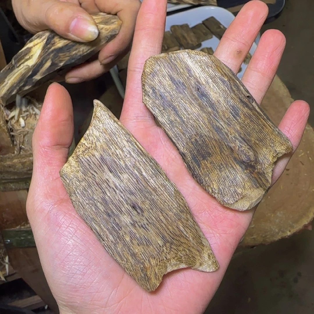 一***异沉香沉香手把件发一份