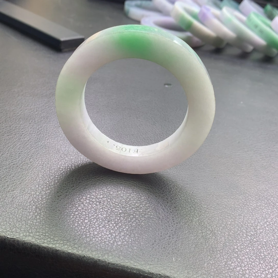 定制翡翠未镶嵌正圈