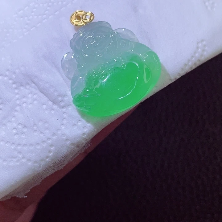 颈饰18K金镶嵌翡翠翡翠