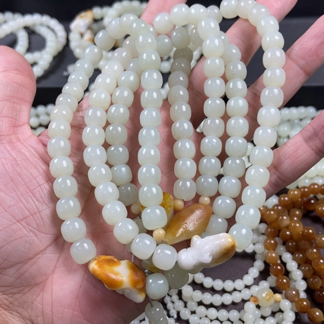 蜡****未镶嵌和田玉挂件