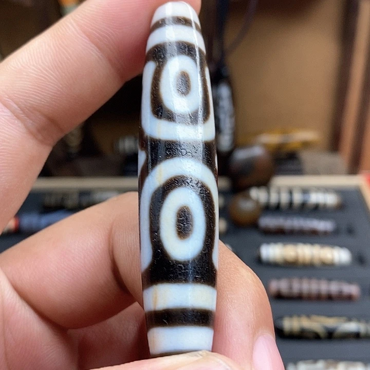 玛瑙/玉髓散珠C**来