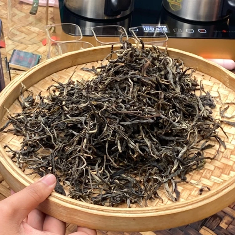 *2025年【忙肺茶王地.春.古树挑采】晒青茶【生散茶】150克1月3日【18】