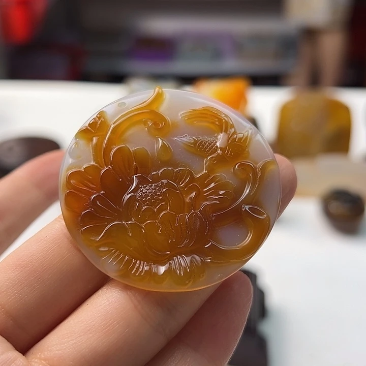 玛瑙/玉髓颈饰未镶嵌