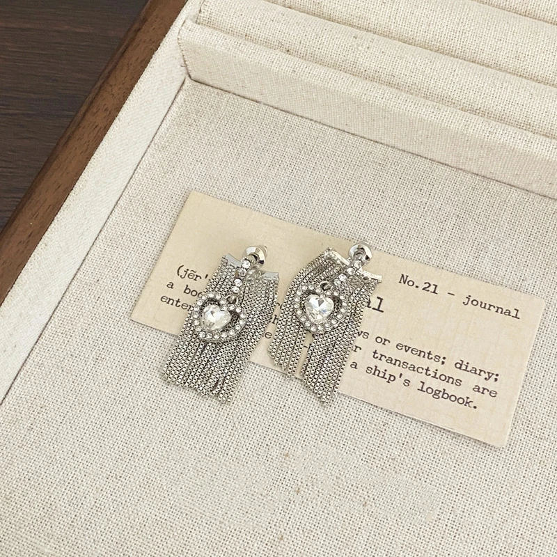 铜合金耳饰 爱心满钻流苏耳环女2025新款高级感耳钉显脸小耳饰